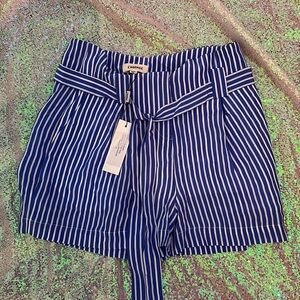 L'AGENCE Alex Striped Silk High Waist Paperbag Shorts Size 2